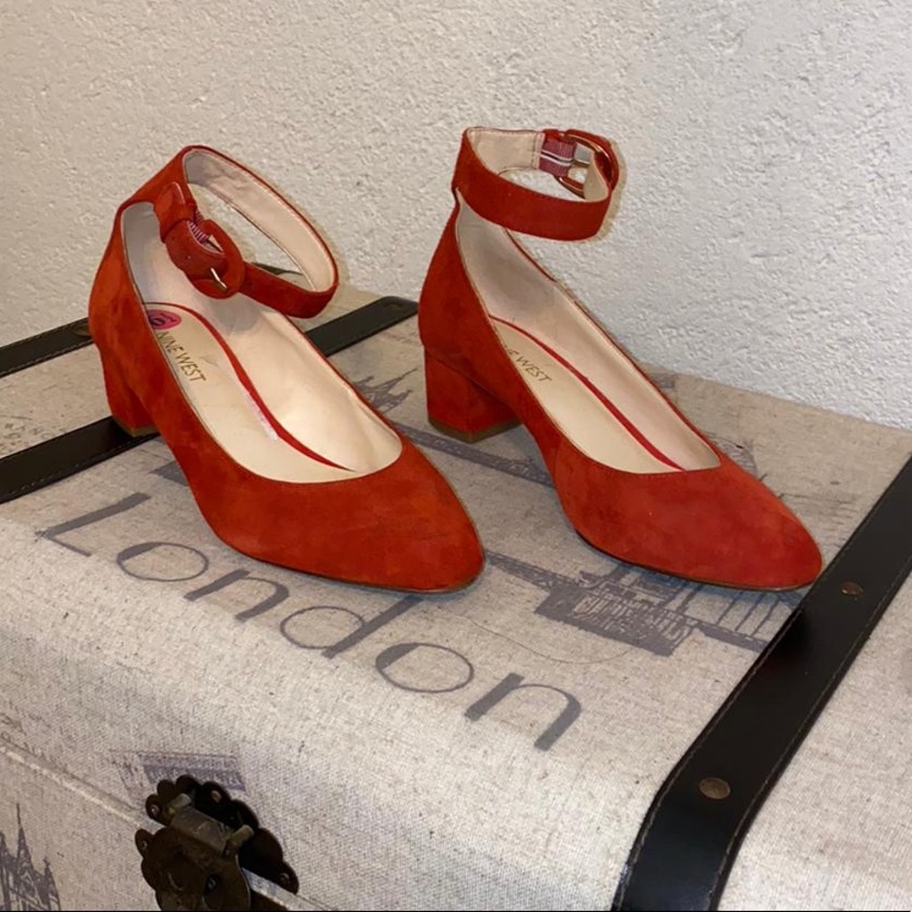 Red Nine West heels
